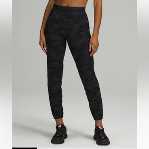 EUC Adapted State High-Rise Jogger sz4